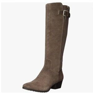 Bandolino Taupe Suede Western Boot - size 10